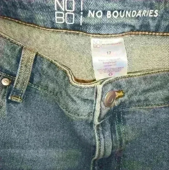 No boundaries high rise crop flare jeans.jrs.new with tags - Picture 5 of 7